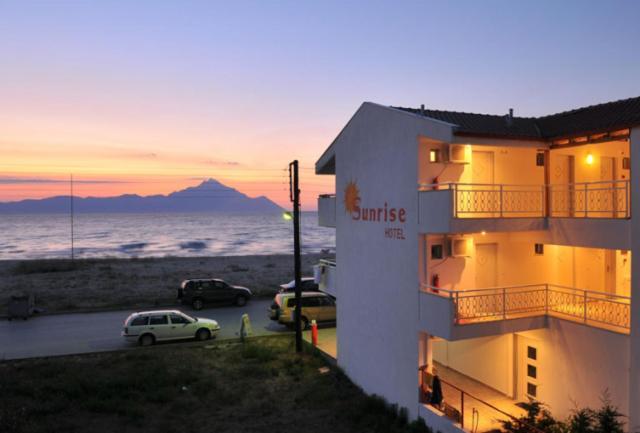 Sunrise Hotel Sarti Luaran gambar