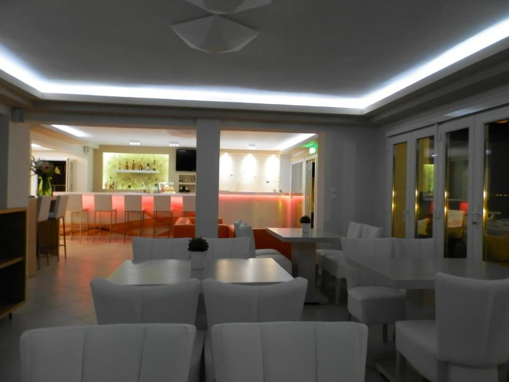 Sunrise Hotel Sarti Luaran gambar