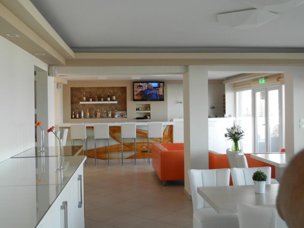 Sunrise Hotel Sarti Luaran gambar